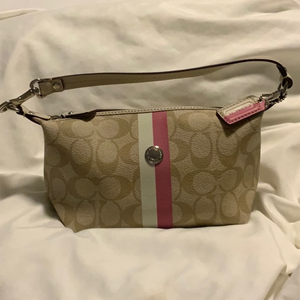 Y2K NWOT Authentic signature Coach bag